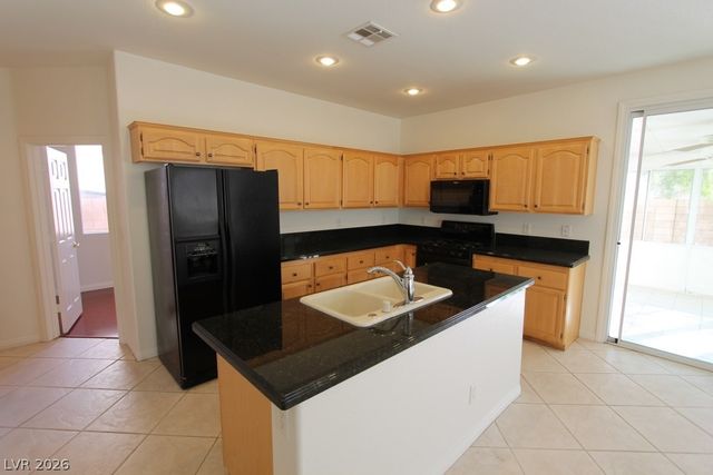 8247 AZURE SHORES Court, Las Vegas, NV 89117
