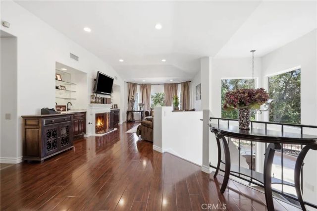 664 Manor Ridge Road, Santa Paula, CA 93060