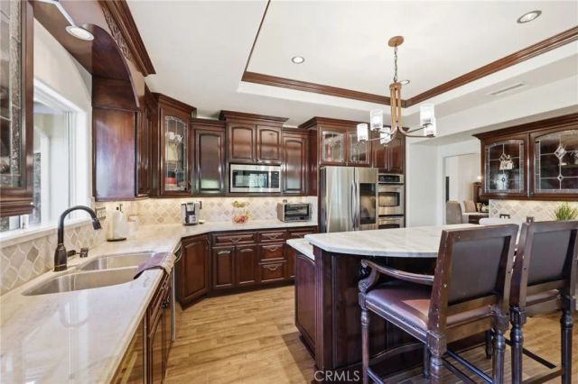 664 Manor Ridge Road, Santa Paula, CA 93060