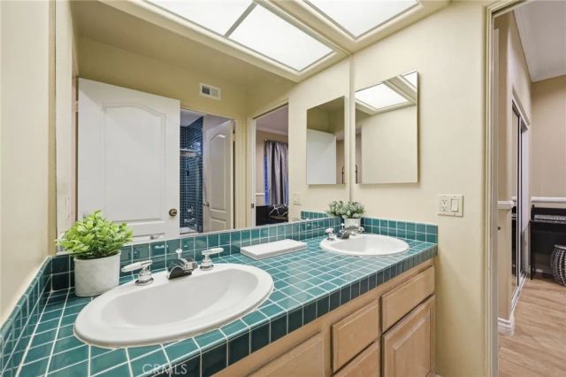 664 Manor Ridge Road, Santa Paula, CA 93060