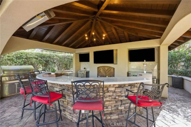 664 Manor Ridge Road, Santa Paula, CA 93060