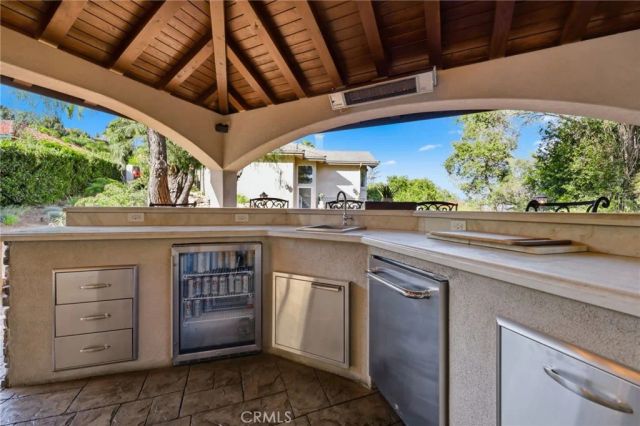 664 Manor Ridge Road, Santa Paula, CA 93060