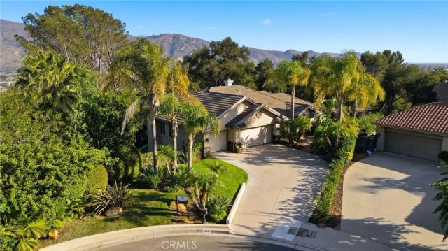 664 Manor Ridge Road, Santa Paula, CA 93060