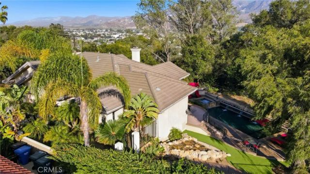 664 Manor Ridge Road, Santa Paula, CA 93060