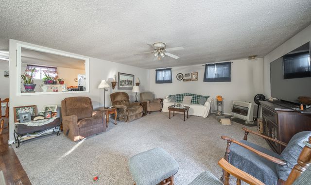 6601 County Line Road, Graff, MO 65660