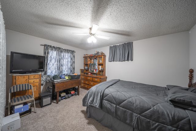 6601 County Line Road, Graff, MO 65660