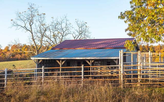 6601 County Line Road, Graff, MO 65660