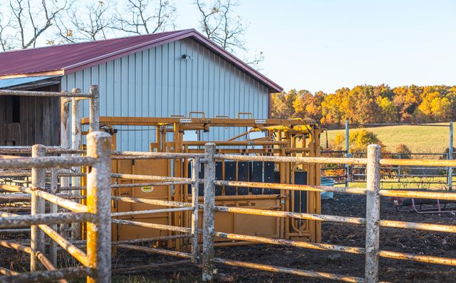 6601 County Line Road, Graff, MO 65660