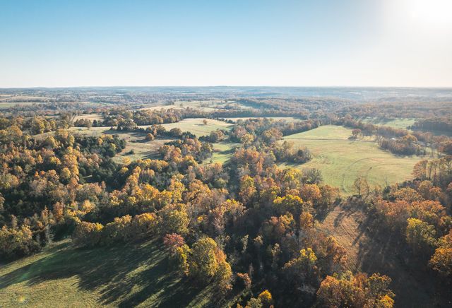 6601 County Line Road, Graff, MO 65660