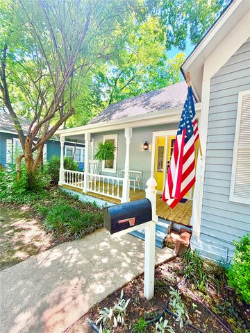 725 Bolivar Street, Denton, TX 76201