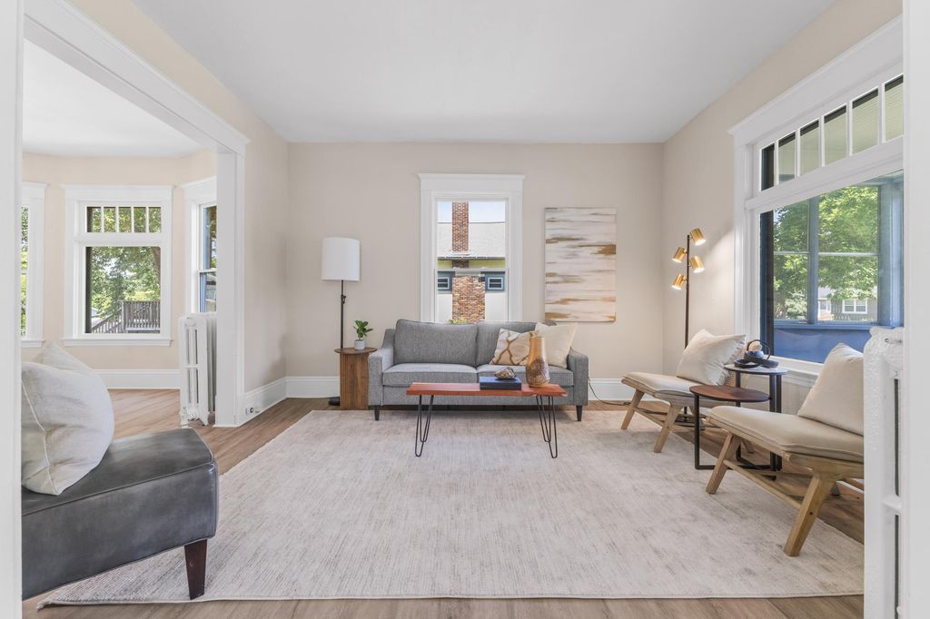 413 Knox Avenue N, Minneapolis, MN 55405 — photo 2