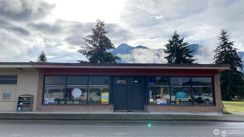 1085 Darrington Street, Darrington, WA 98241