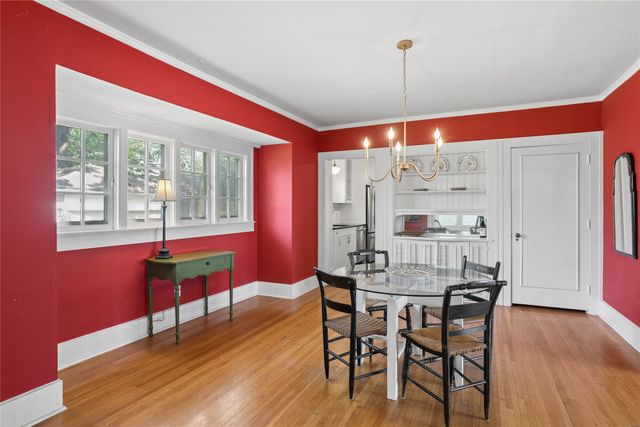 614 40th Street, Des Moines, IA 50312