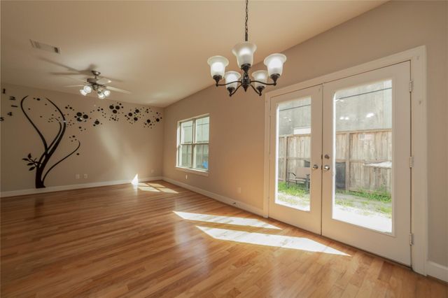 3718 Main Aspen Drive, Houston, TX 77025