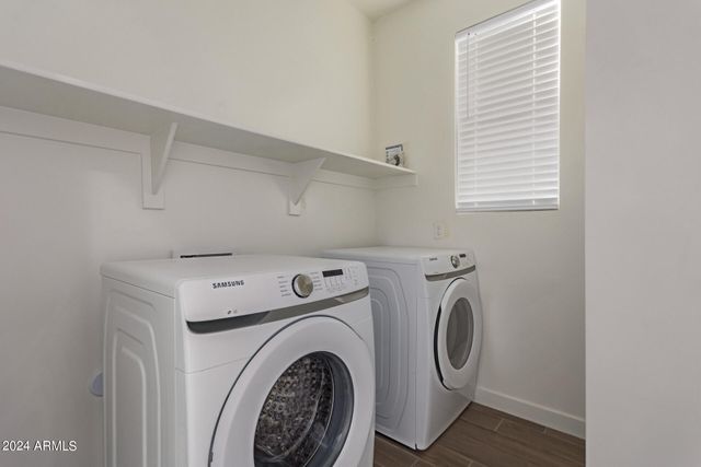 5540 S DILLON Circle, Mesa, AZ 85212