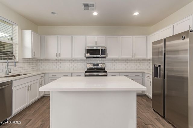 5540 S DILLON Circle, Mesa, AZ 85212