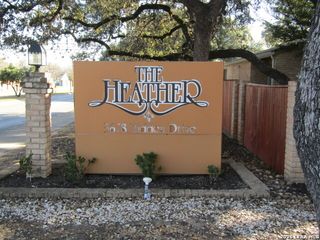 3678 Hidden Dr Apt 1502, San Antonio, TX 78217