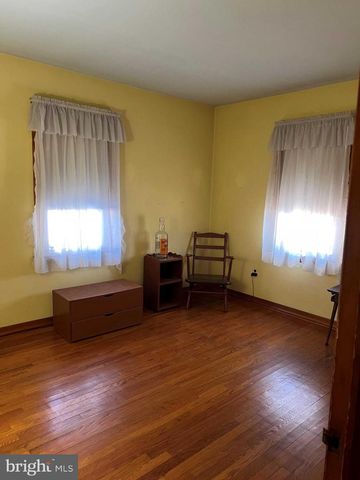 902 E OAK ST E E, Millville, NJ 08332