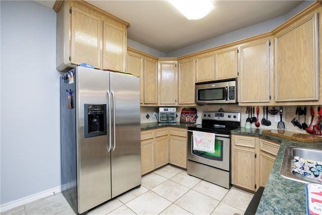2333 Zuza Dr, Corpus Christi, TX 78418