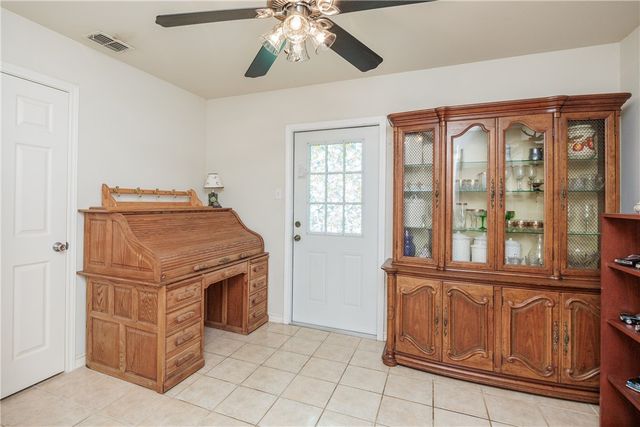 2333 Zuza Dr, Corpus Christi, TX 78418