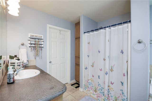 2333 Zuza Dr, Corpus Christi, TX 78418