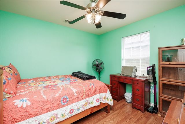 2333 Zuza Dr, Corpus Christi, TX 78418