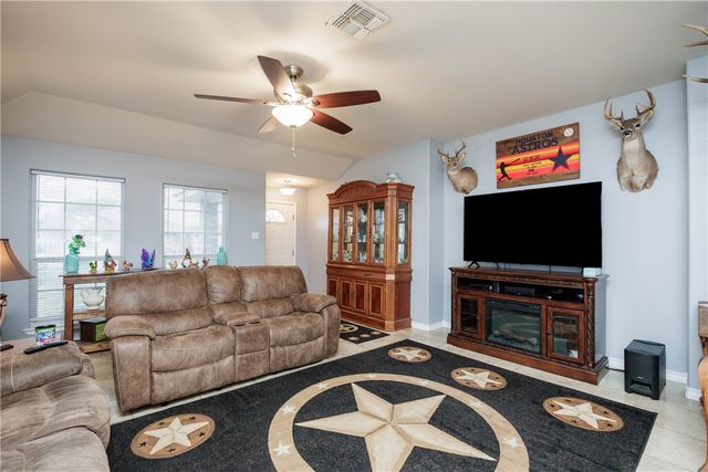 2333 Zuza Dr, Corpus Christi, TX 78418