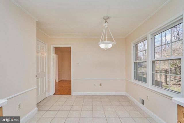 5806 BENT TWIG RD, Mclean, VA 22101