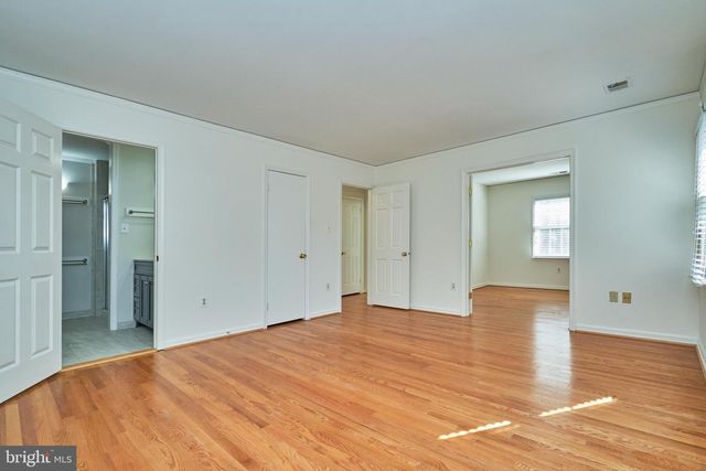 5806 BENT TWIG RD, Mclean, VA 22101