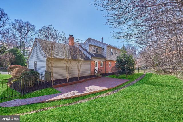 5806 BENT TWIG RD, Mclean, VA 22101
