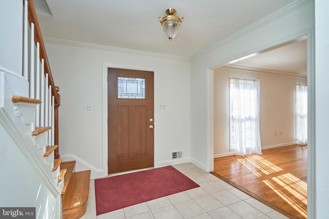 5806 BENT TWIG RD, Mclean, VA 22101