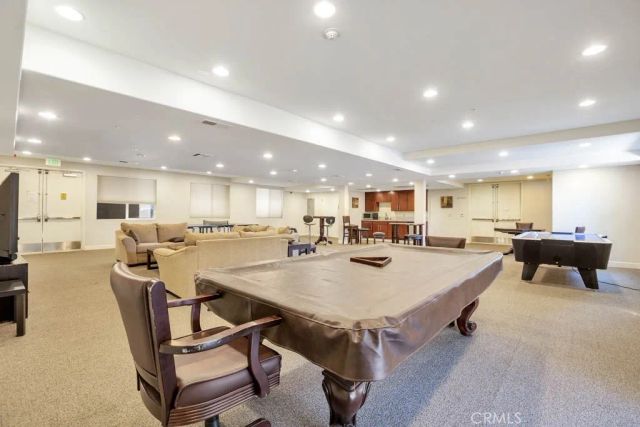 14412 Killion Street 310, Sherman Oaks, CA 91401