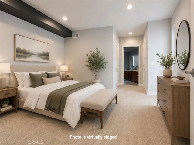 14412 Killion Street 310, Sherman Oaks, CA 91401