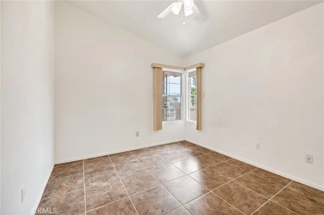 44268 Galicia, Hemet, CA 92544