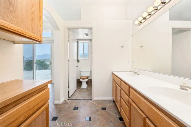 44268 Galicia, Hemet, CA 92544