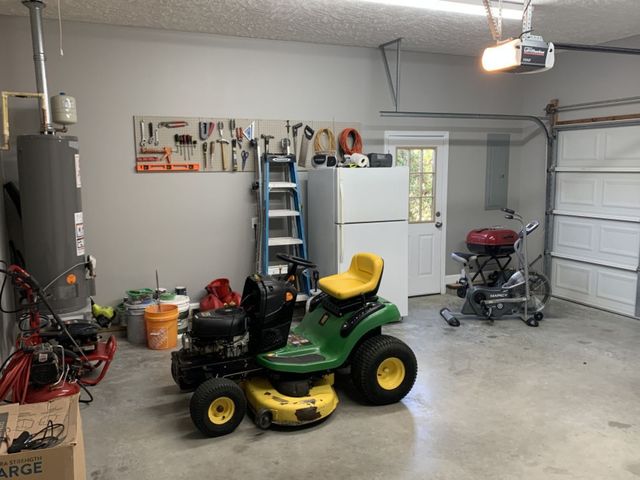 59 Falcon Dr, Manchester, TN 37355