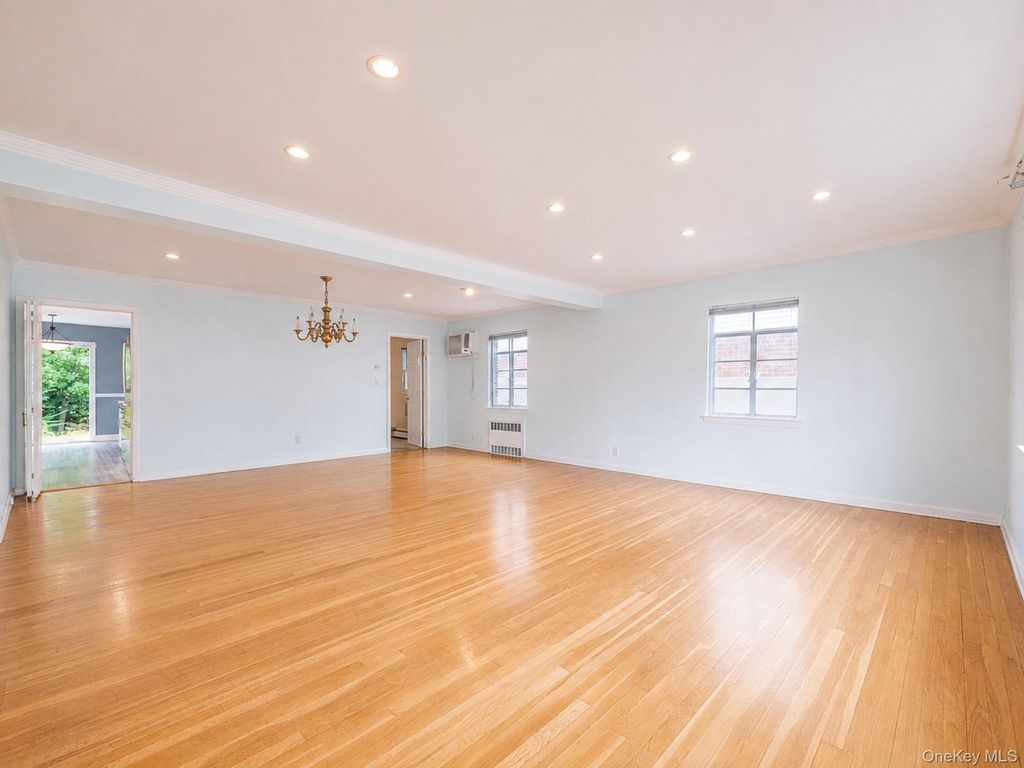 75-19 171st Street, Fresh Meadows, NY 11366 — photo 3