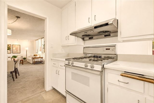 12452 Laurel Terrace Drive, Studio City, CA 91604