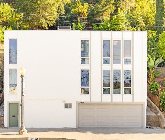 12452 Laurel Terrace Drive, Studio City, CA 91604