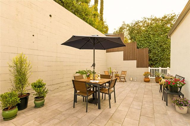 12452 Laurel Terrace Drive, Studio City, CA 91604