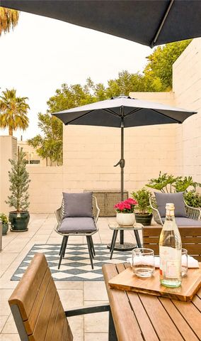 12452 Laurel Terrace Drive, Studio City, CA 91604