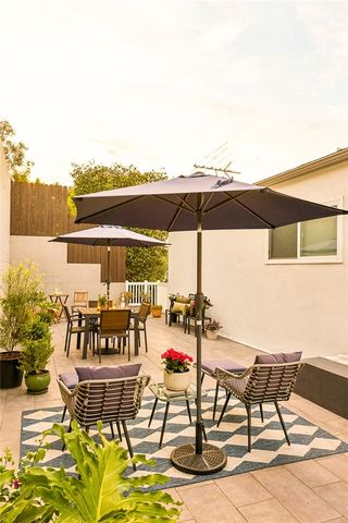 12452 Laurel Terrace Drive, Studio City, CA 91604