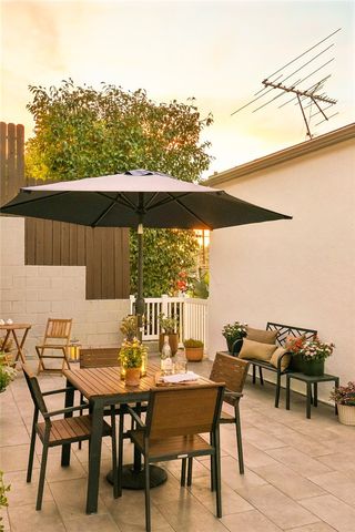 12452 Laurel Terrace Drive, Studio City, CA 91604