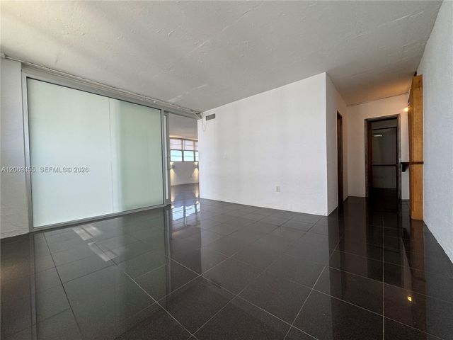 800 West Avenue 734, Miami Beach, FL 33139