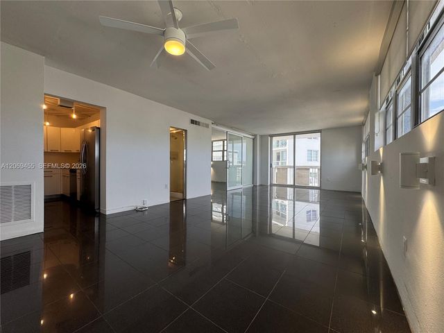 800 West Avenue 734, Miami Beach, FL 33139