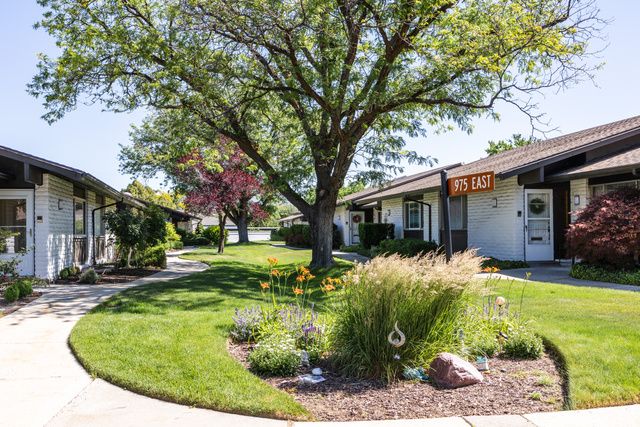4965 S 975 E, Salt Lake City, UT 84117