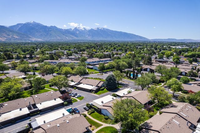 4965 S 975 E, Salt Lake City, UT 84117