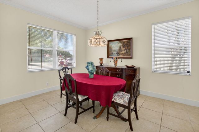 6207 Shadow Tree Lane, Lake Worth, FL 33463
