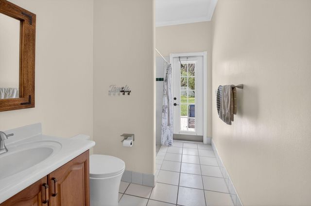 6207 Shadow Tree Lane, Lake Worth, FL 33463