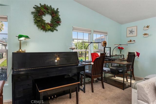 5815 E La Palma 302, Anaheim, CA 92807